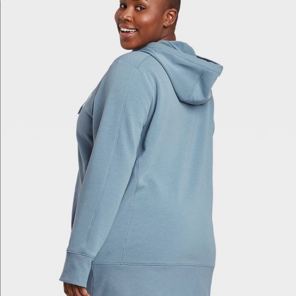 Brand New Tags All In Motion Tunic Zip 
